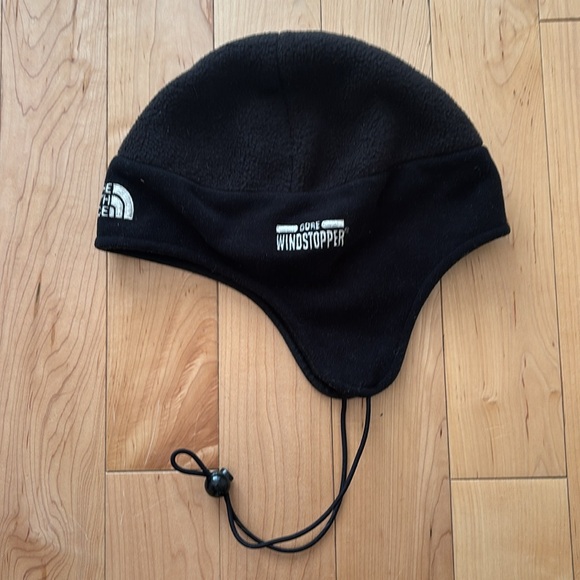 North face fleece hat with ear flaps - Picture 5 of 7